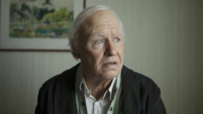 The 100-Year-Old Man Who Climbed Out the Window and Disappeared