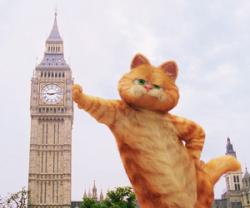 Garfield: A Tail of Two Kitties